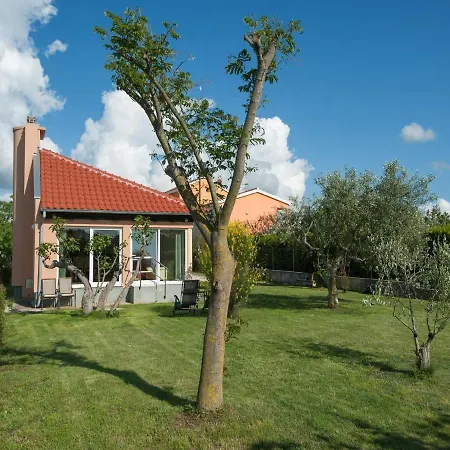 Charming In With Garden * Zaton (Zadar)